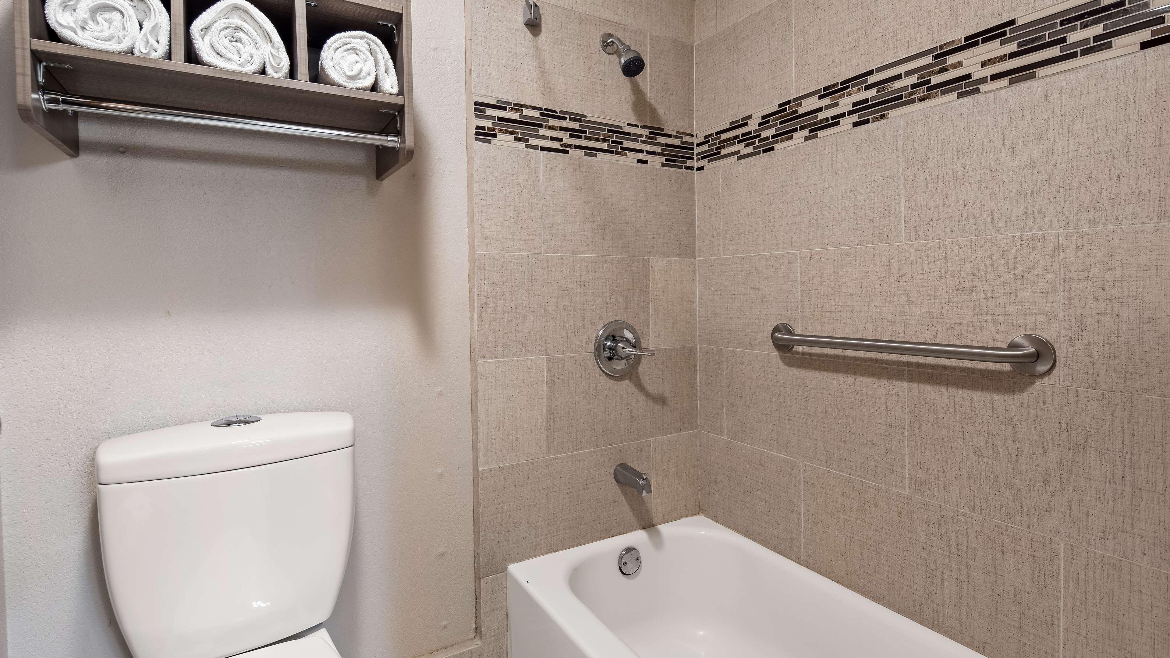Surestay Plus Hotel By Best Western Kearney Екстериор снимка