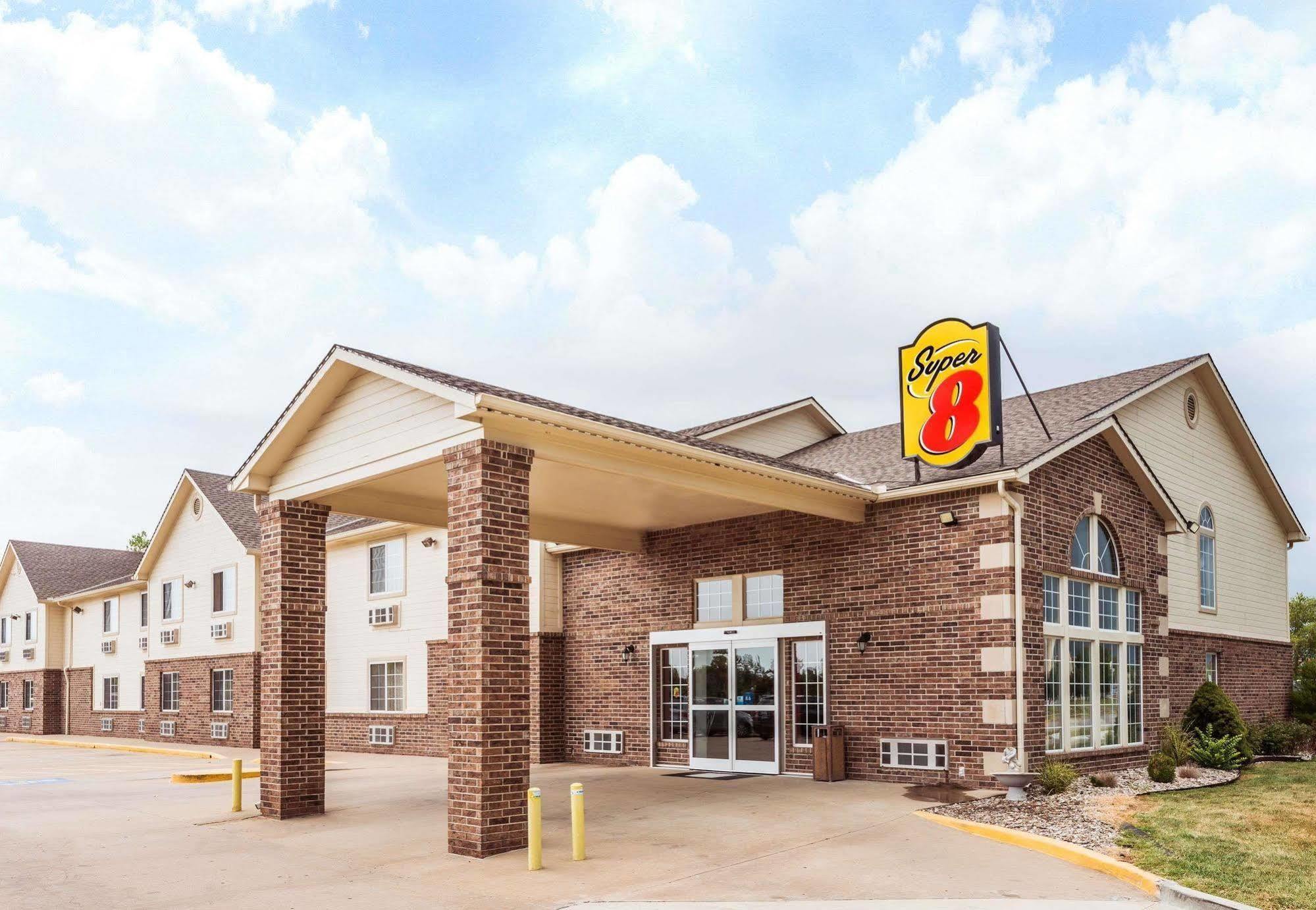 Surestay Plus Hotel By Best Western Kearney Екстериор снимка